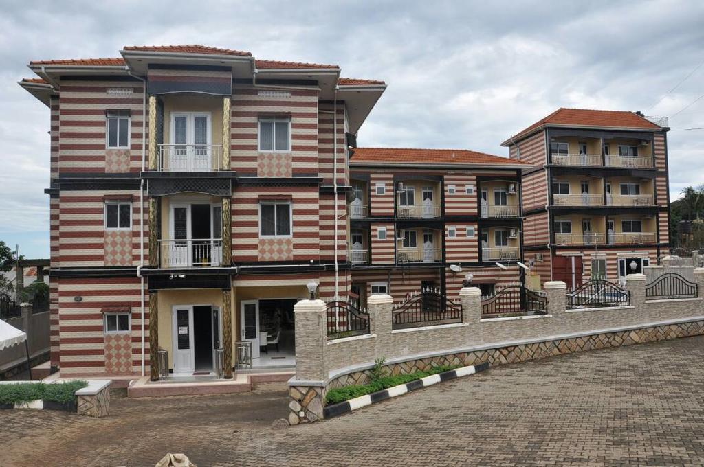 Innophine Hotel 790 Entebbe Dış mekan fotoğraf